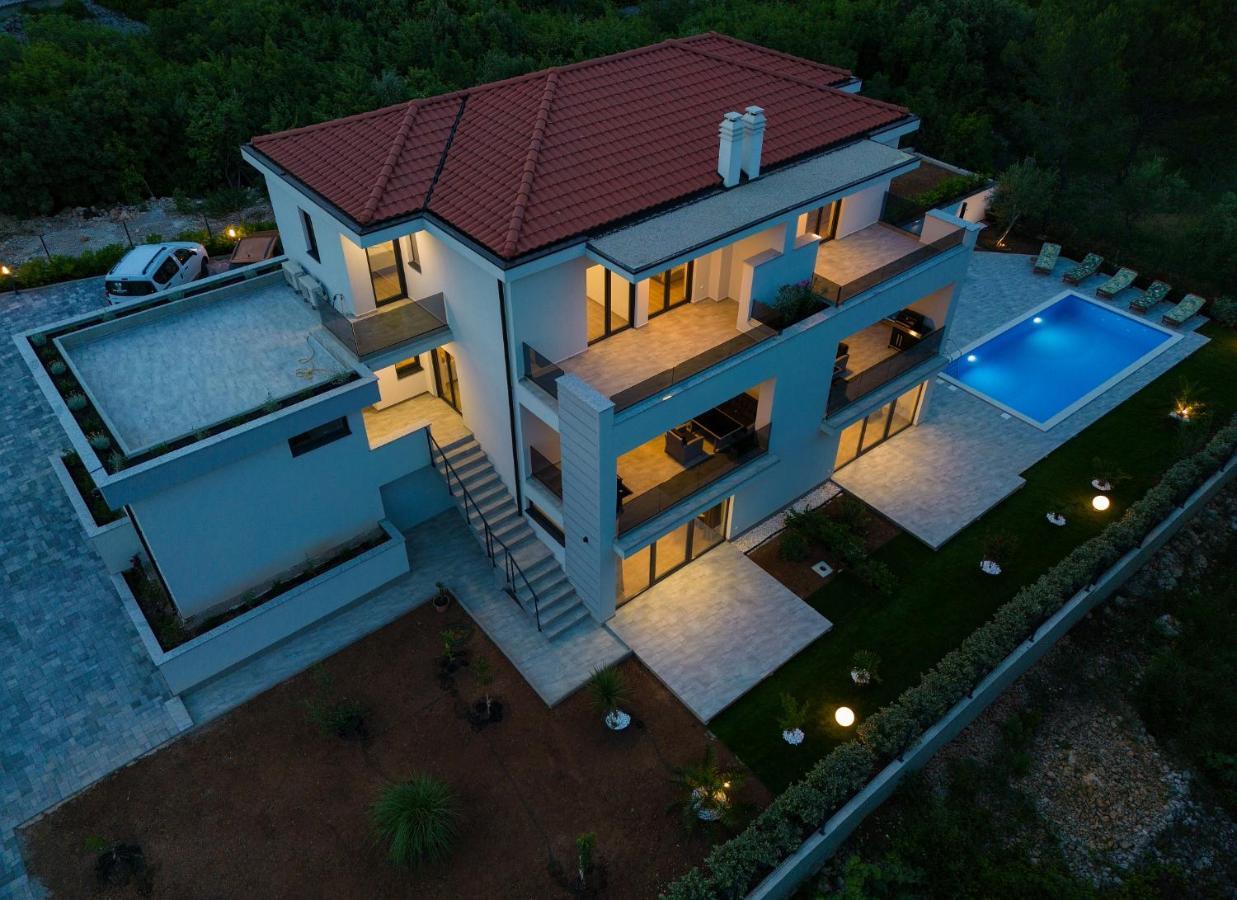 Apartamento Paola & Karla With Pool *